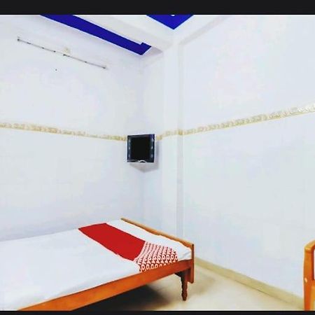 Metro Lodge Hyderabad Esterno foto